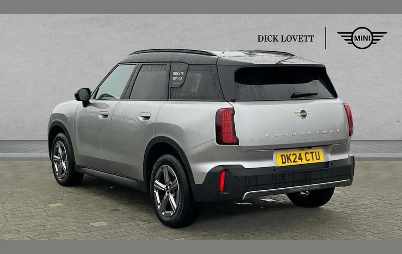 Used Mini Countryman Classic 170 HP (125 kW) 2024 Silver SUV
