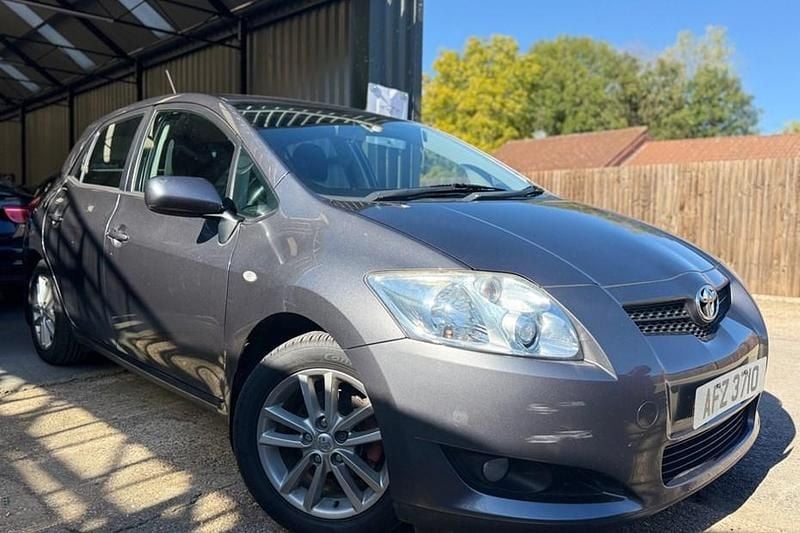 Used 2009 Toyota Auris | £4,450 (Fair price) - Image 1/1