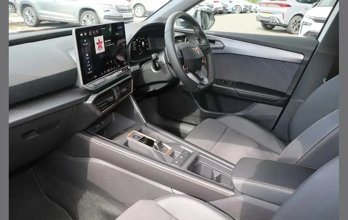 Used Cupra Leon 147 HP (108 kW) 2026 White Hatchback
