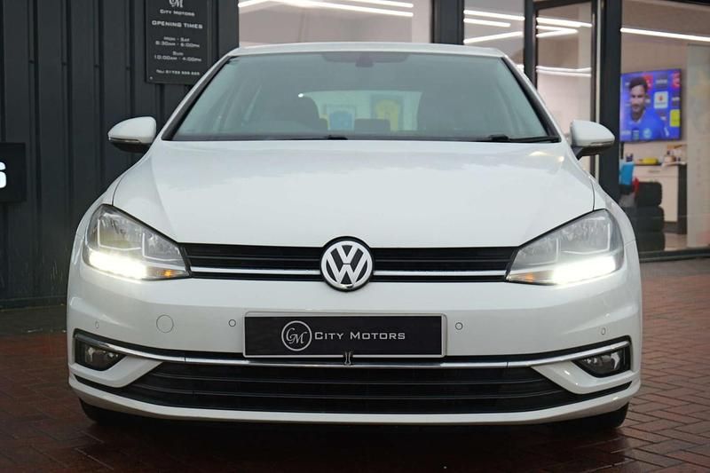 Usado VW Golf VII GT 150 HP (110 kW) 2017 Branco Citadino