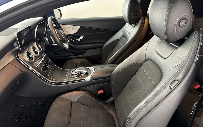 Used Mercedes C300 AMG line 245 HP (180 kW) 2019 Blue Coupe