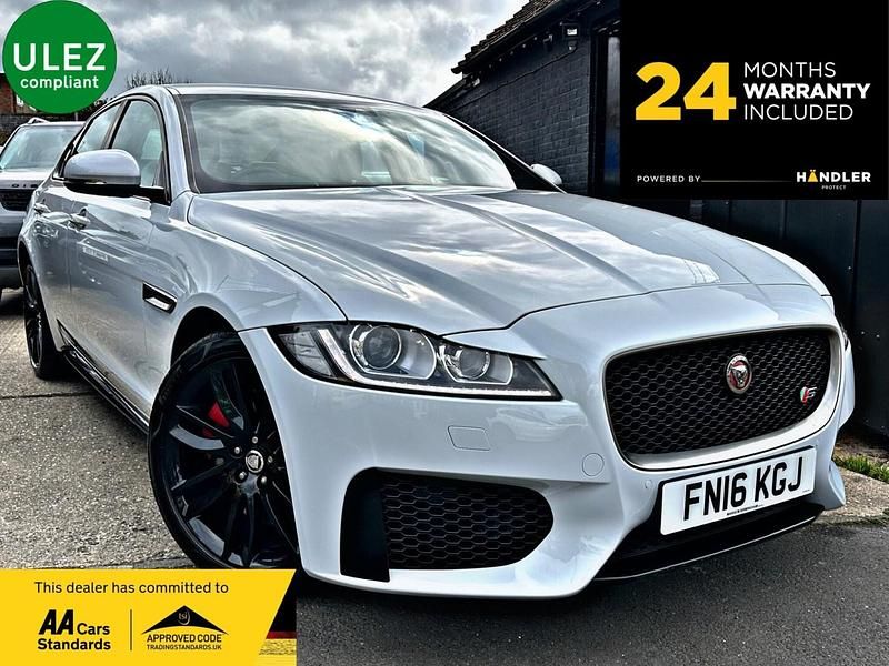 Begagnad Jaguar XF S 380 HK (279 kW) 2016 Vit Sedan