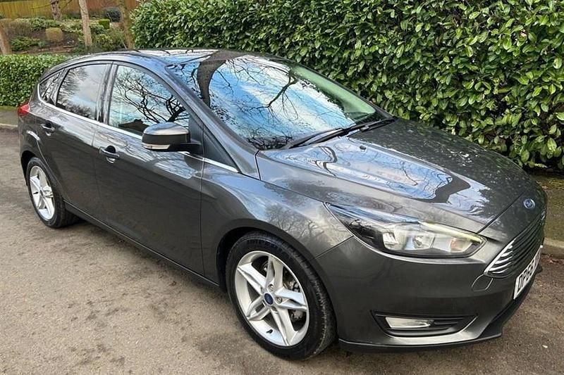 Used Ford Focus Zetec 2016 Grey Hatchback