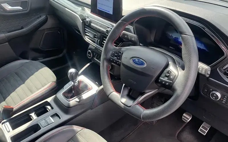 Used Ford Kuga ST-Line 150 HP (110 kW) 2020 Silver SUV