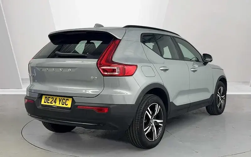 Used Volvo XC40 Plus 163 HP (119 kW) 2026 SUV
