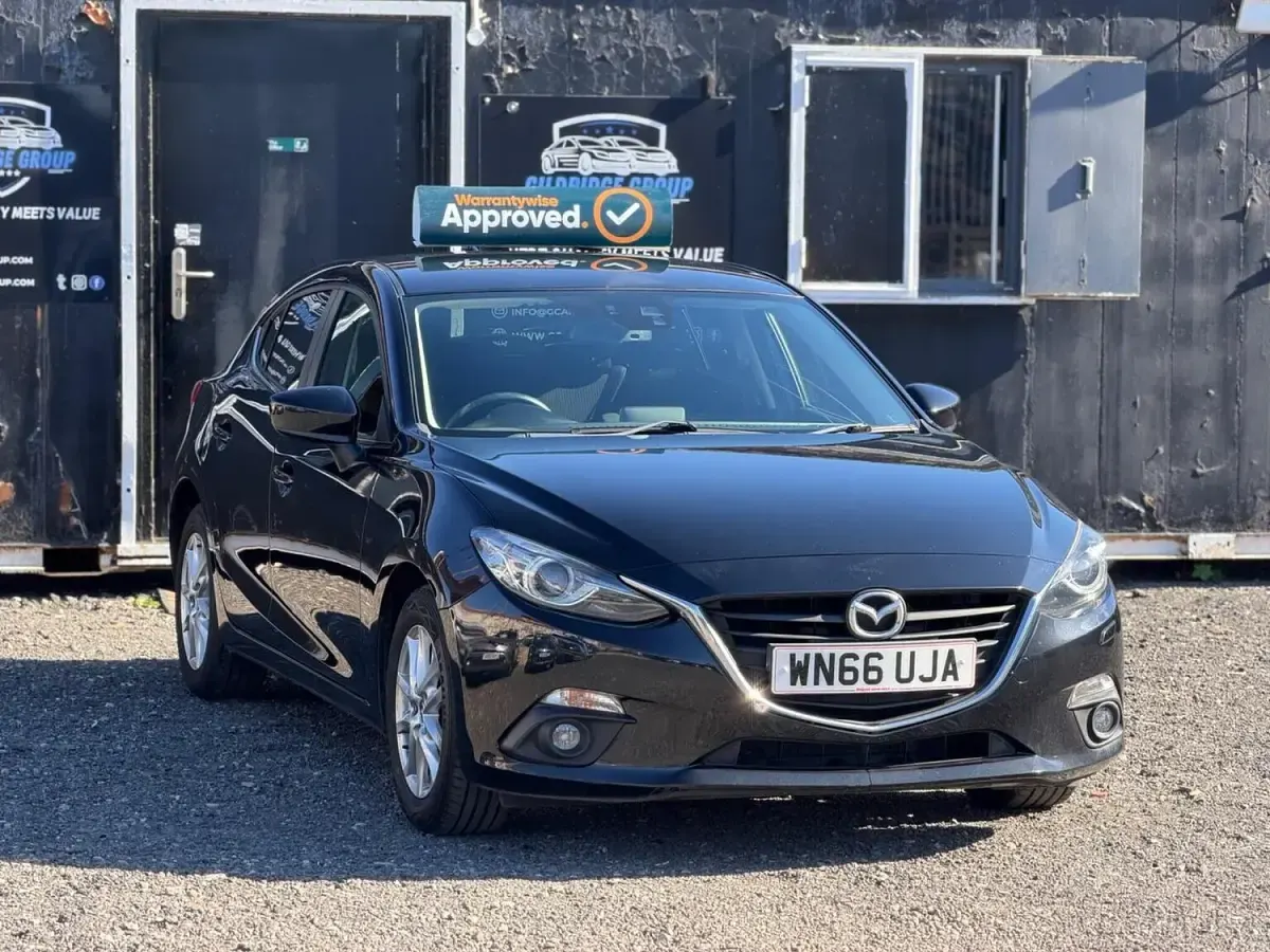 Used Mazda 3 2016 Black Hatchback