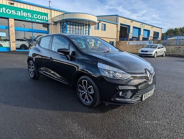 Used Renault Clio V Play 90 HP (66 kW) 2025 Hatchback