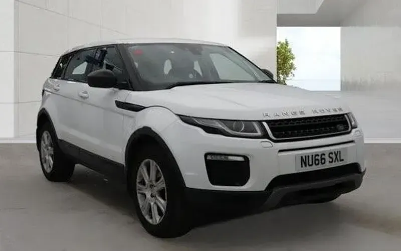 Used Land Rover Range Rover evoque SE 179 HP (131 kW) 2018 Hatchback