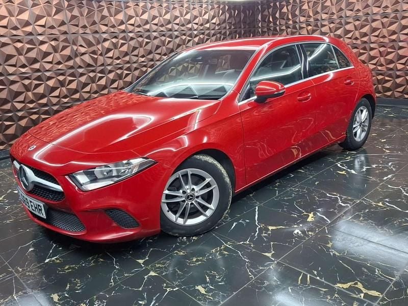 Used Mercedes A180 SE 2019 Red Hatchback