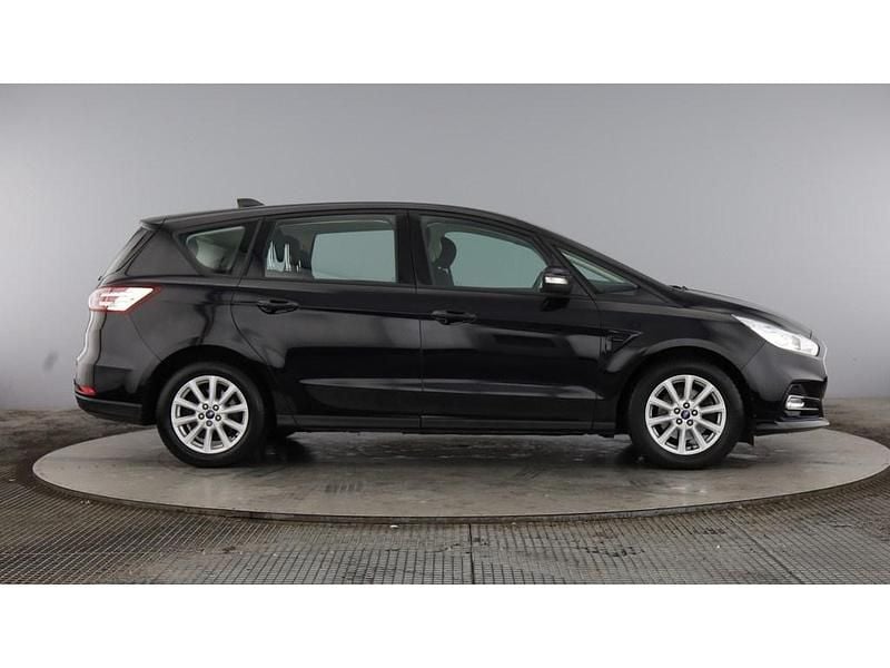 Used Ford S-MAX Zetec 150 HP (110 kW) 2021 Black MPV