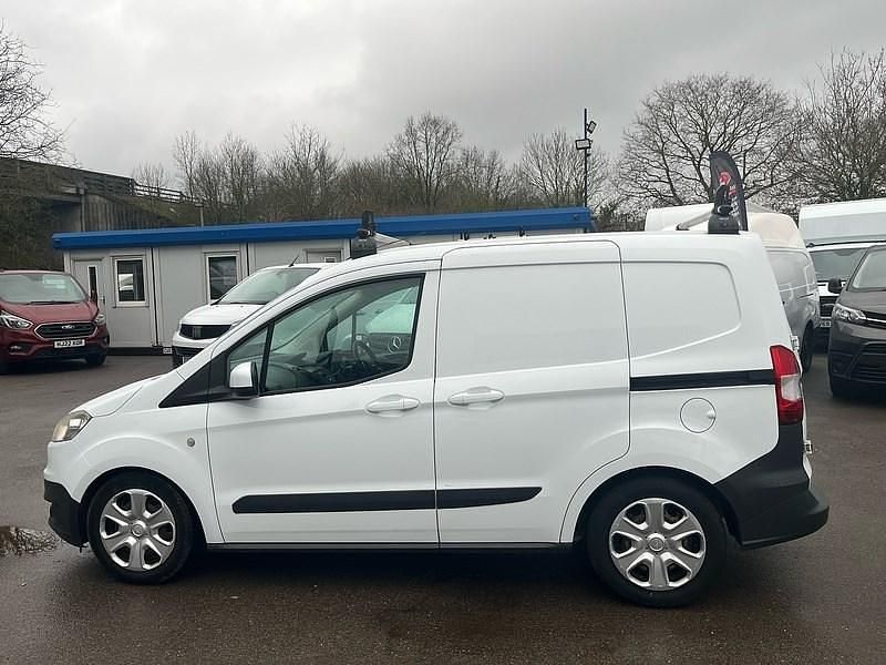 Used Ford Transit Trend 2015 White Van