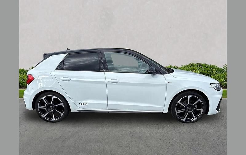 Used Audi A1 Black Edition 147 HP (108 kW) 2023 White SUV