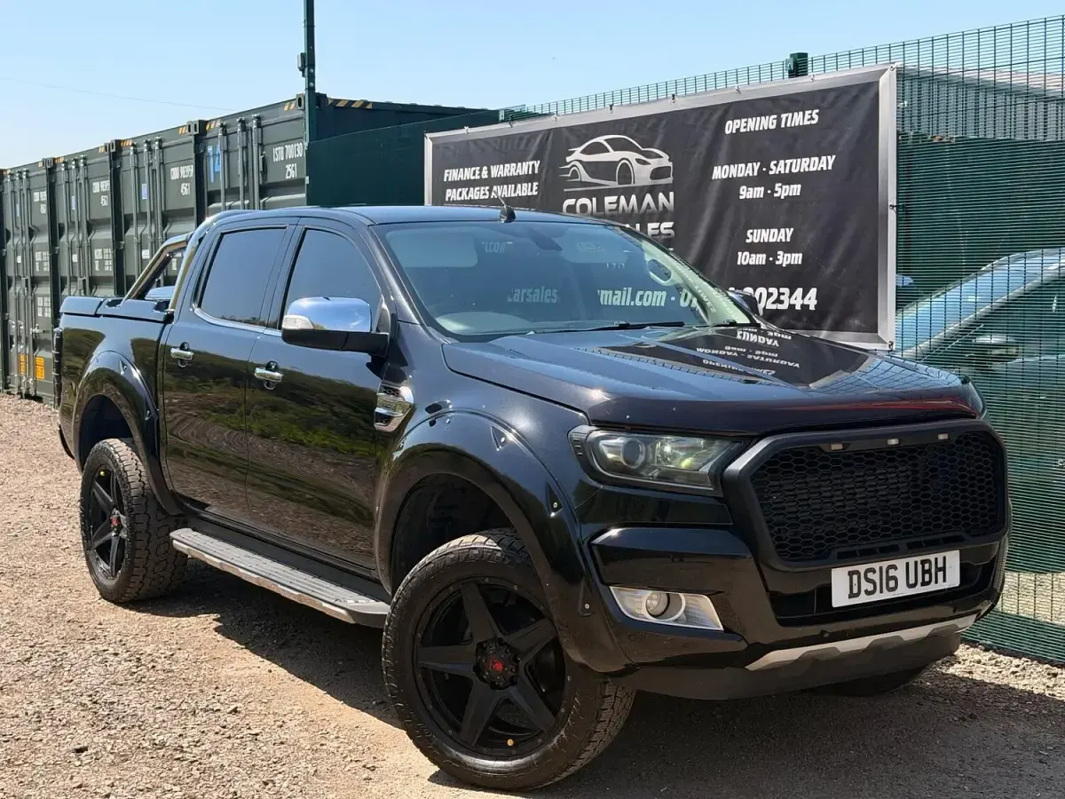 Used Ford Ranger Limited 200 HP (147 kW) 2016 Black Pickup