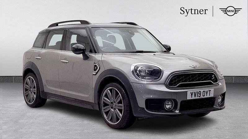 Begagnad Mini Cooper S Countryman Exclusive 189 HK (139 kW) 2019 Silver SUV