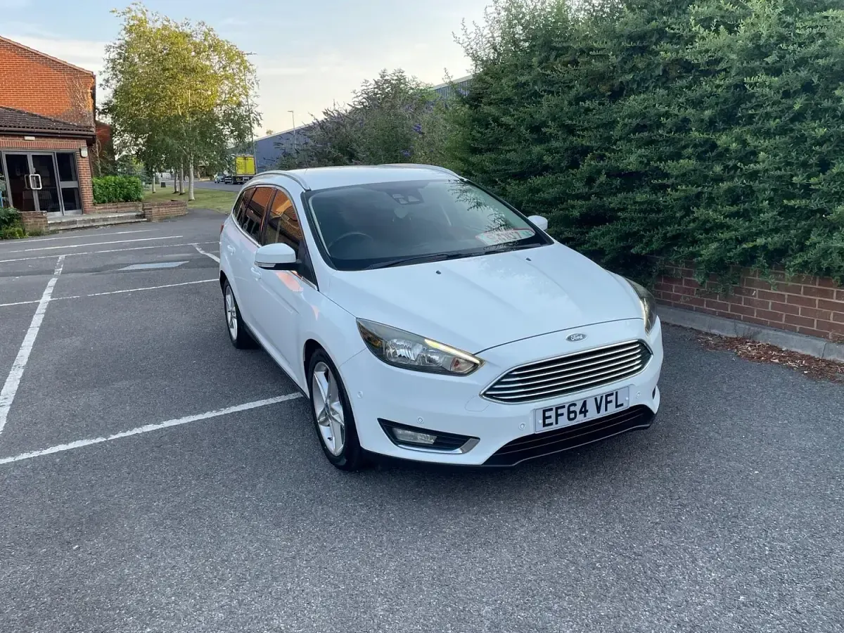 Used Ford Focus Titanium 115 HP (84 kW) 2015 White Estate