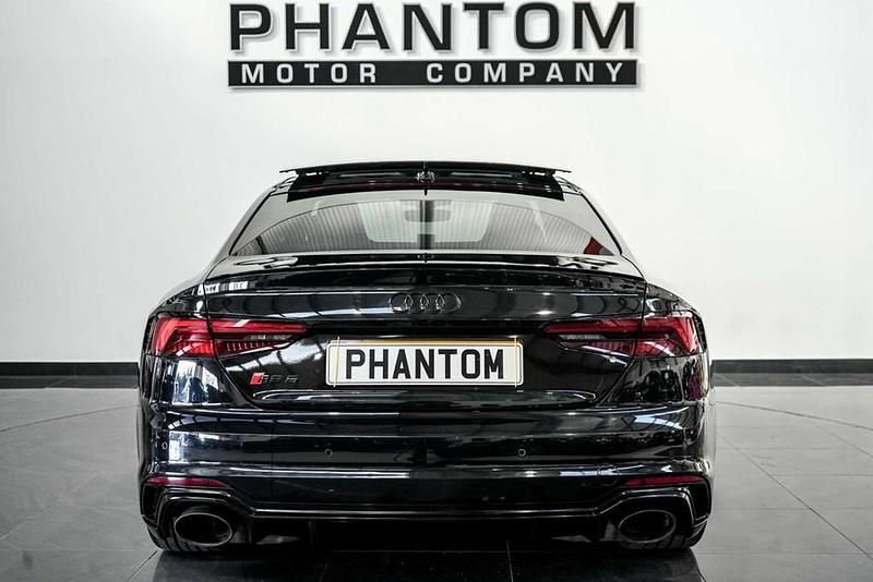 Begagnad Audi RS5 Design 450 HK (330 kW) 2018 Svart Sportkupé