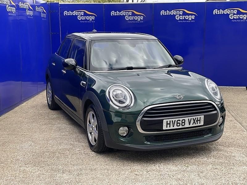 Używany Mini Cooper Hatch 2018 Zielony Hatchback