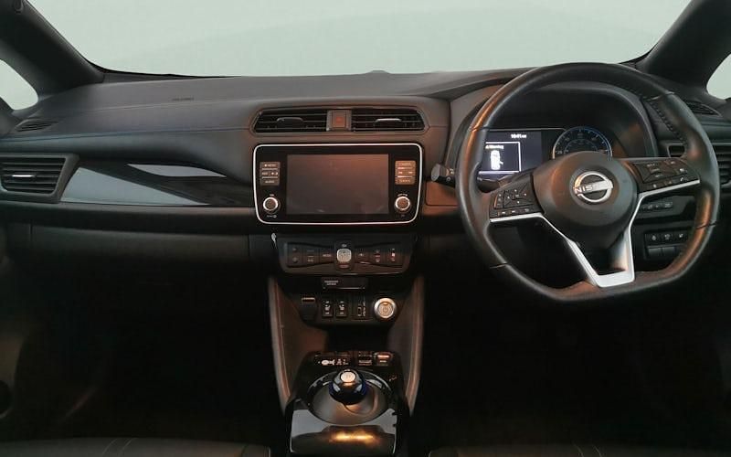 Used 2025 Nissan Leaf N-Connecta Hatchback | £10,574 (Fair price) - Image 1/1