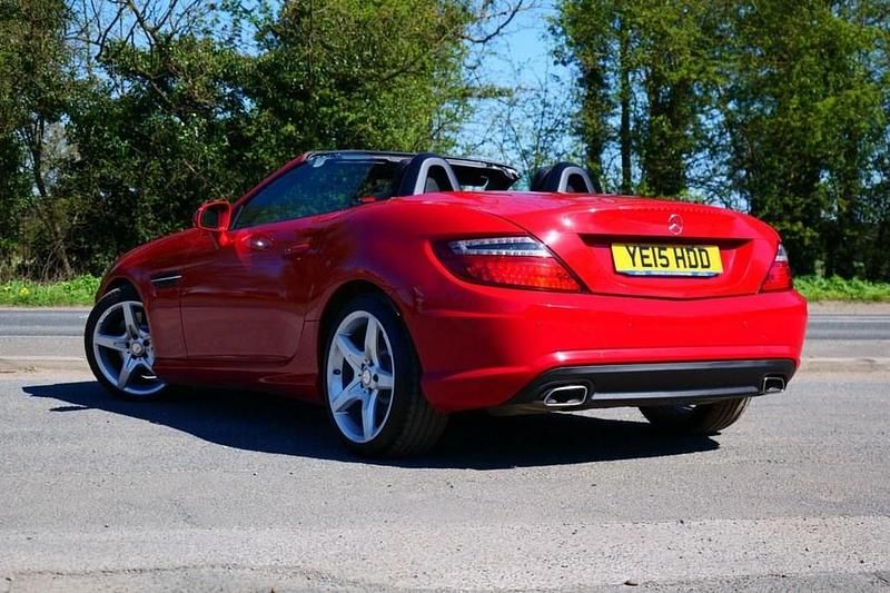 Used Mercedes SLK250 AMG 2015 Red Cabriolet
