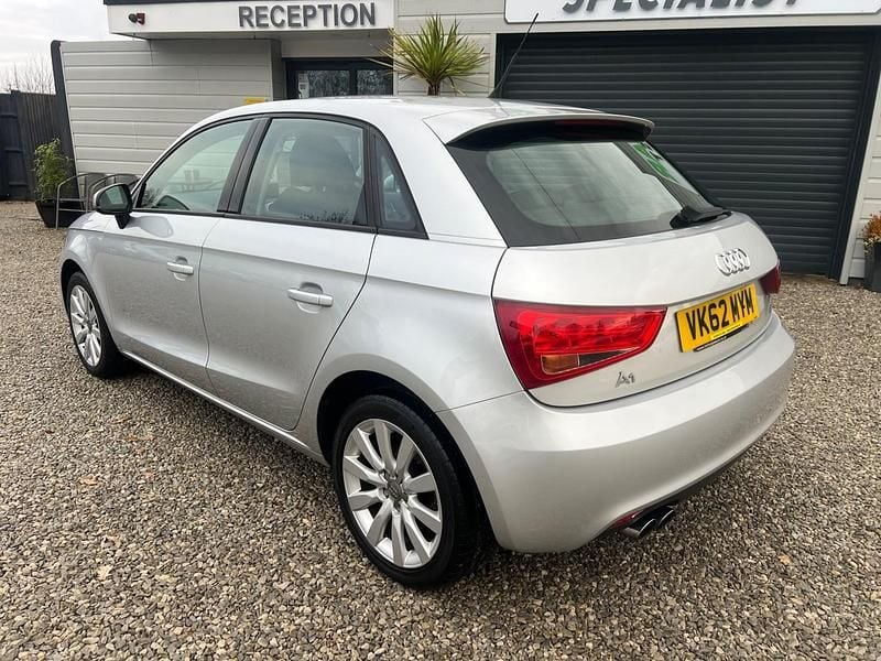 Used Audi A1 Sportback Sport 122 HP (89 kW) 2012 Silver Hatchback