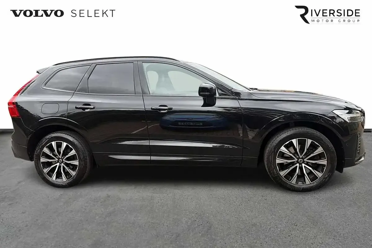 Used Volvo XC60 Plus 194 HP (142 kW) 2022 Black SUV