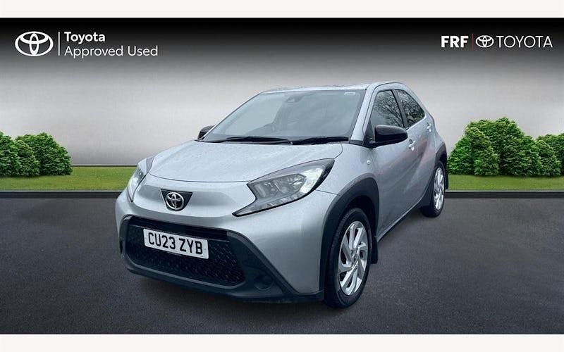Used Toyota Aygo X PURE 72 HP (52 kW) 2025 SUV