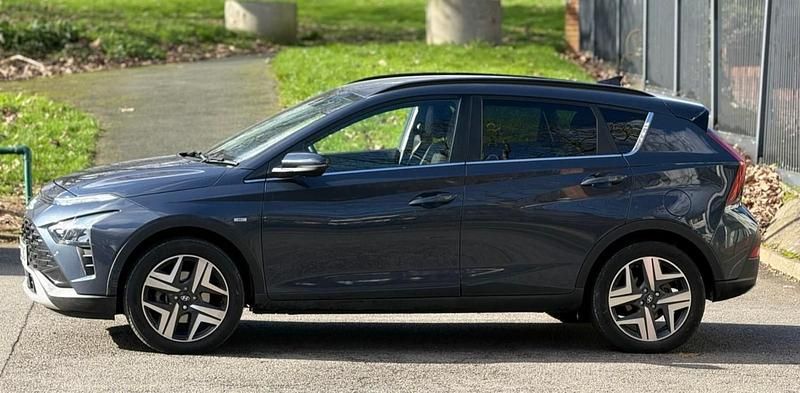 Used Hyundai Bayon Premium 100 HP (73 kW) 2023 Grey SUV