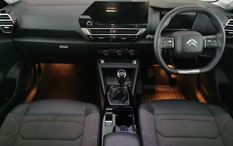 Used Citroën C4 PureTech 101 HP (74 kW) 2024 Black SUV