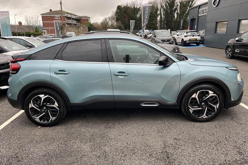 Blue Used 2024 Citroën C4 PureTech Hatchback | £14,995 (Fair price) - Image 1/4