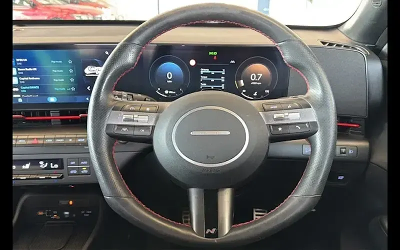 Used Hyundai Kona N Line 137 HP (100 kW) 2025 Silver SUV