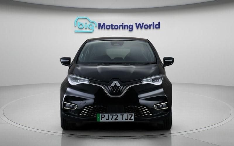 Used Renault Zoe Techno 100 kW (136 HP) 2024 Hatchback
