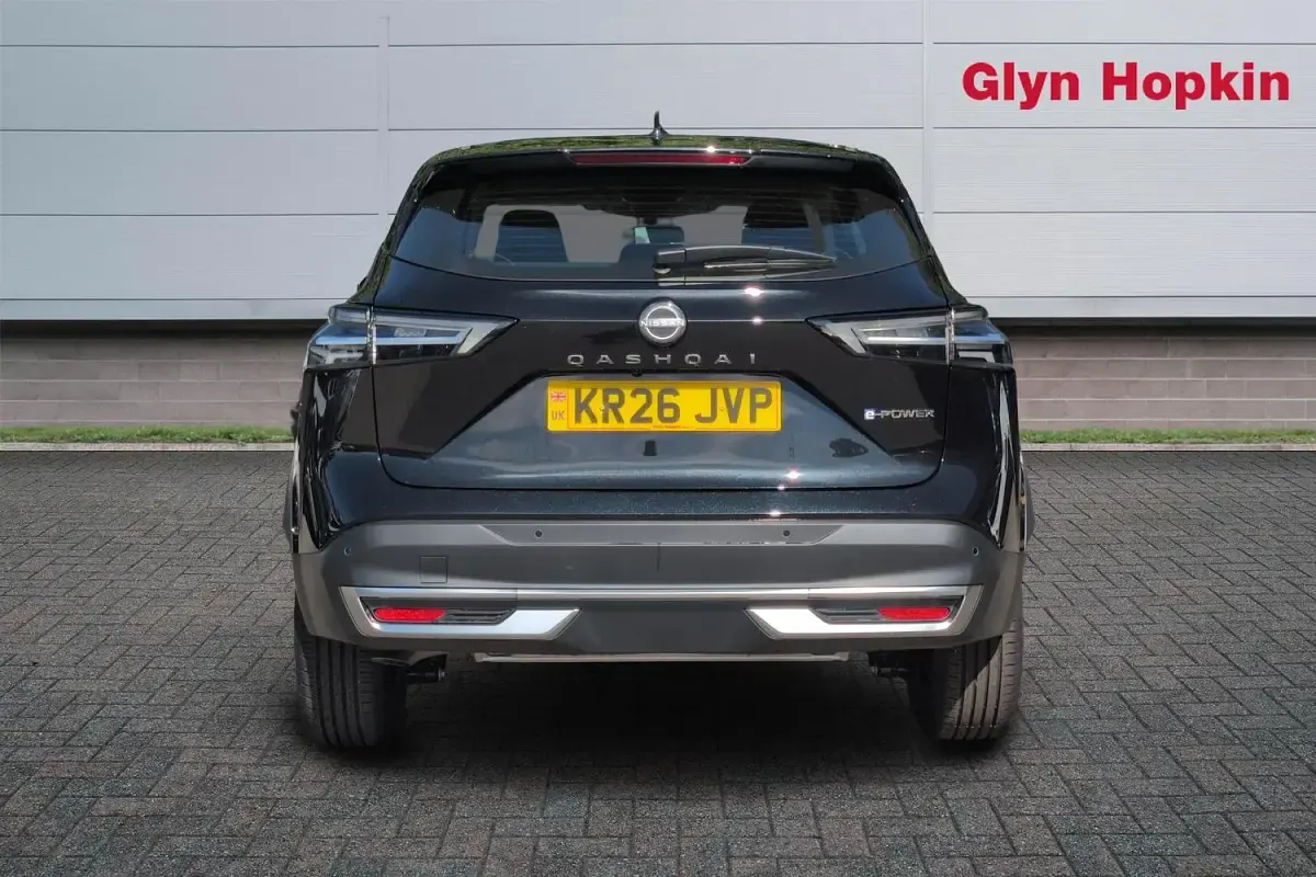 New Nissan Qashqai Acenta Premium 2026 Black SUV
