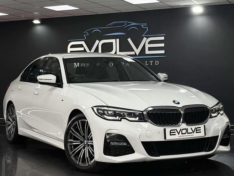 White Used 2019 BMW 318 M Sport Sedan | £16,995 (Fair price) - Image 1/4