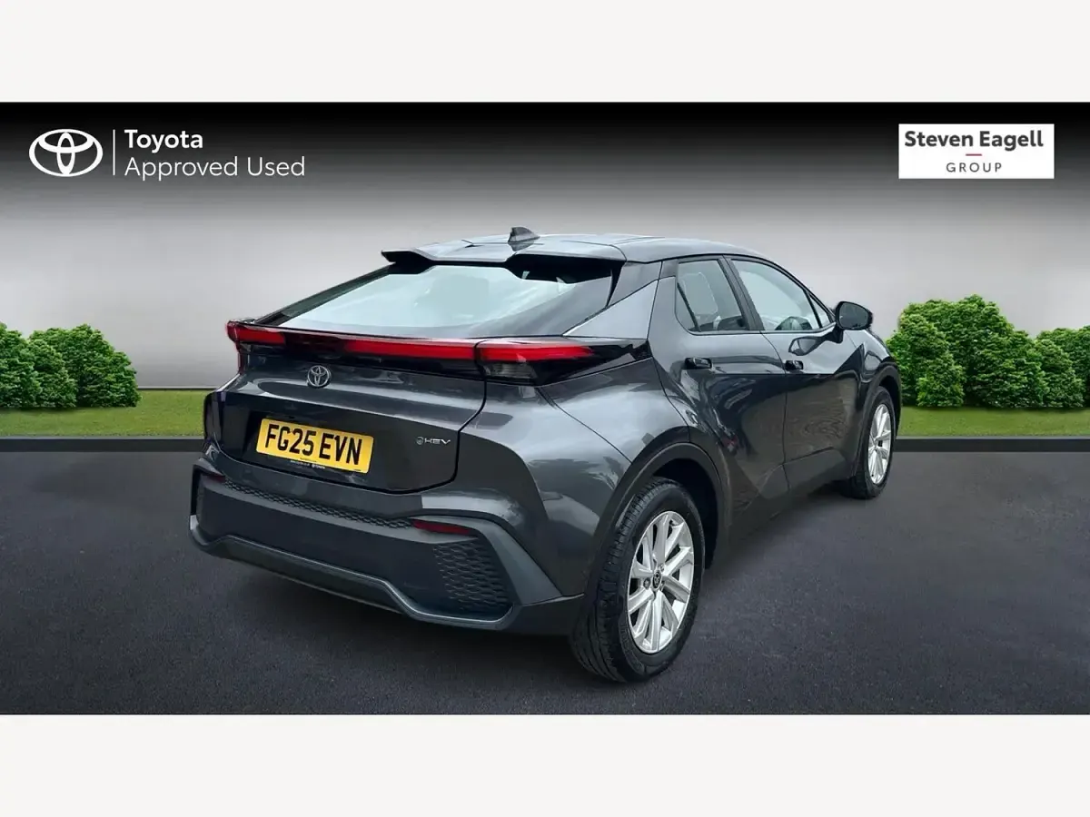 Used Toyota C-HR 140 HP (102 kW) 2025 Grey SUV