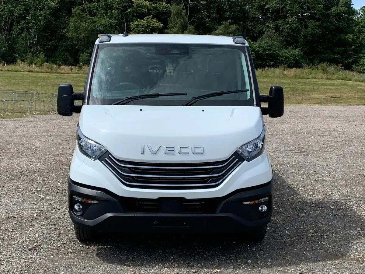 New Iveco Daily 180 HP (132 kW) 2025 White Cabriolet