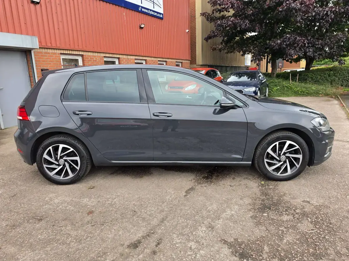 Used VW Golf VII Match 115 HP (84 kW) 2019 Grey Hatchback