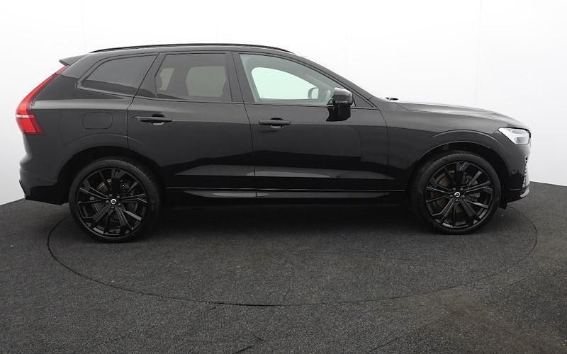 Used Volvo XC60 Plus 349 HP (256 kW) 2023 Black SUV