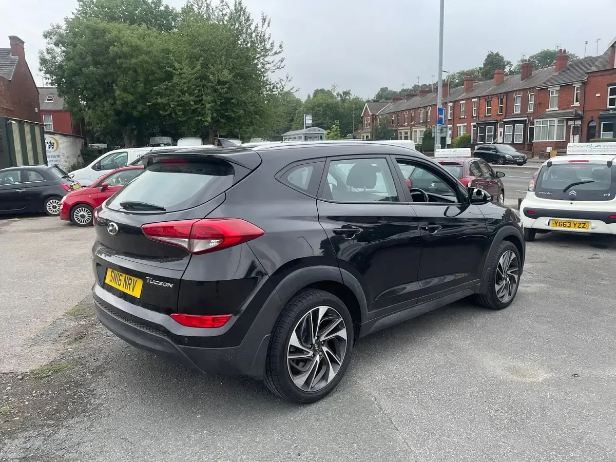 Used Hyundai Tucson SE 116 HP (85 kW) 2016 Black SUV