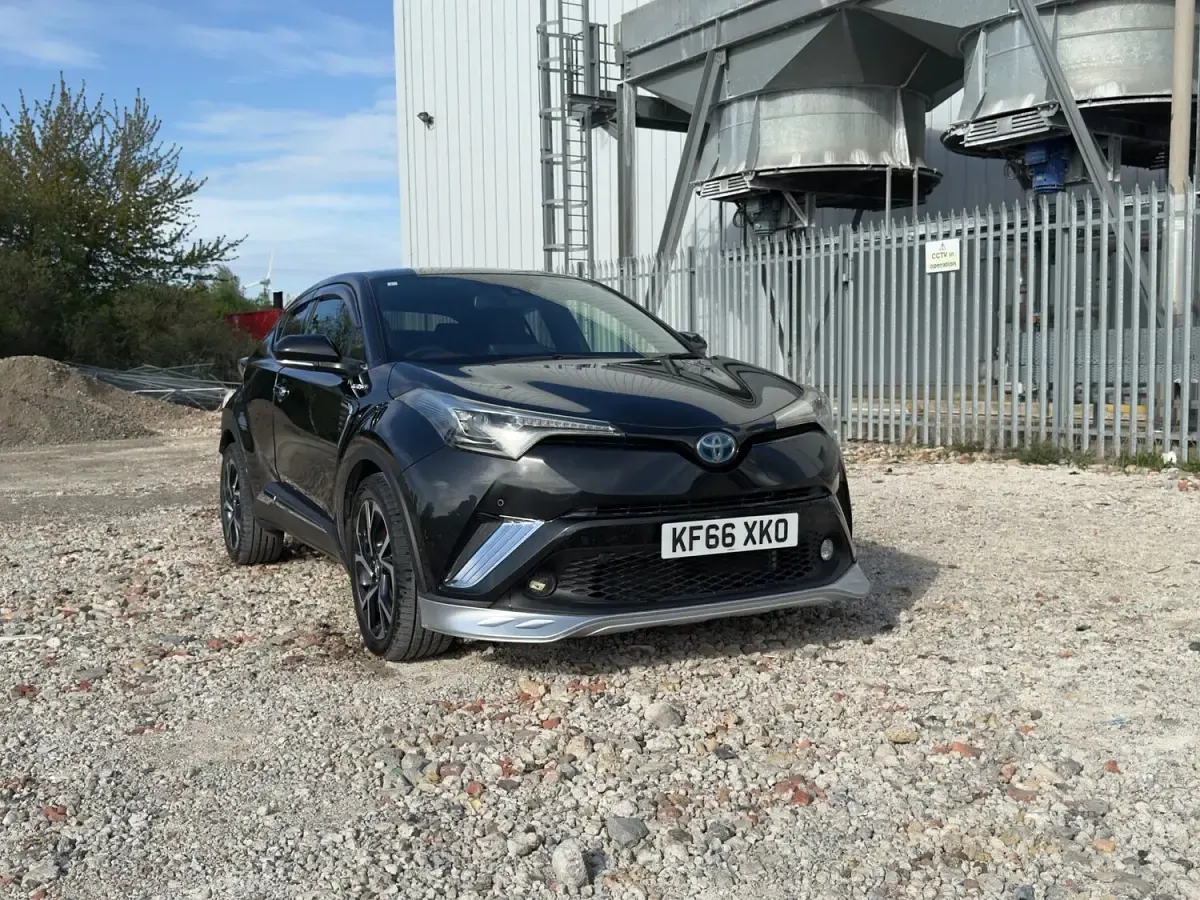 Used Toyota C-HR 2017 Black SUV