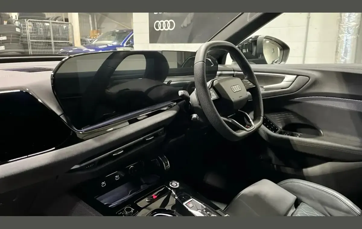 Used Audi A5 Advanced 147 HP (108 kW) 2025 Black Estate