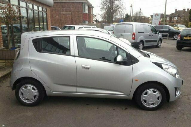 Used Chevrolet Spark 2010 Hatchback