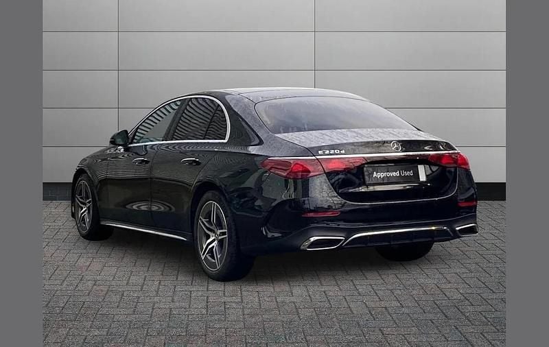 Used Mercedes E220 Advanced 194 HP (142 kW) 2024 Black Sedan
