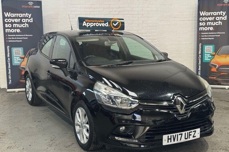 Black Used 2017 Renault Clio IV Dynamique Hatchback | £2,995 (Good price) - Image 1/1