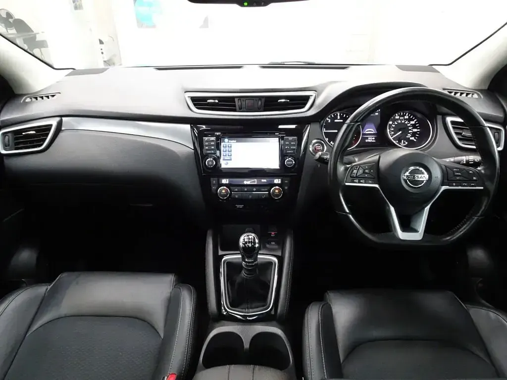 Used Nissan Qashqai Tekna 115 HP (84 kW) 2018 Blue SUV