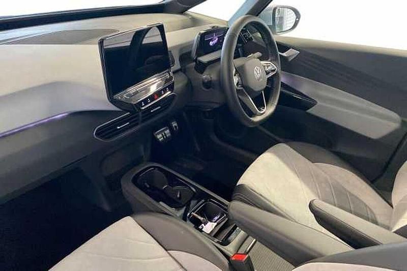 Image 2/4