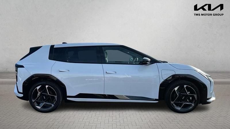 Used Kia EV4 GT-Line 150 kW (204 HP) 2026 White Hatchback
