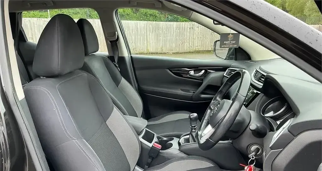 Used Nissan Qashqai Acenta 2018 Black SUV