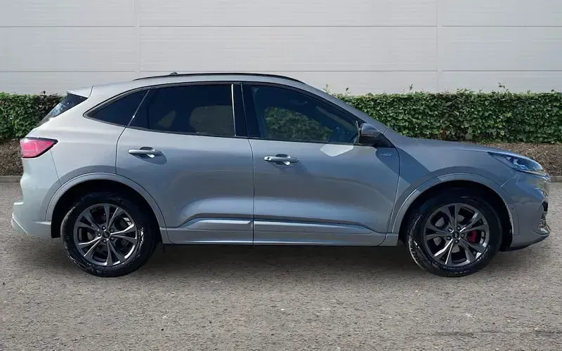 Used Ford Kuga ST-Line 190 HP (139 kW) 2023 Silver SUV