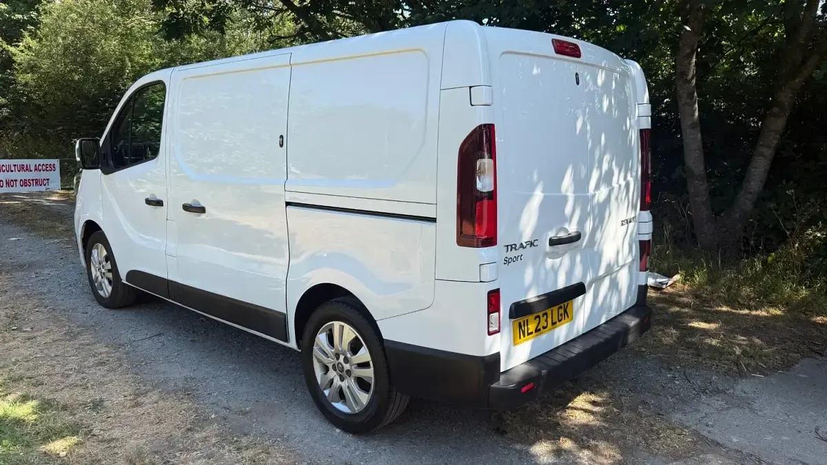 Used Renault Trafic 2023 White MPV