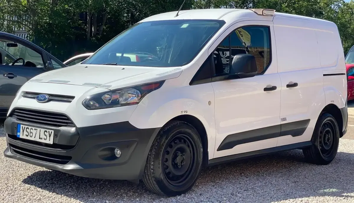 Used Ford Transit Connect 2018 White MPV